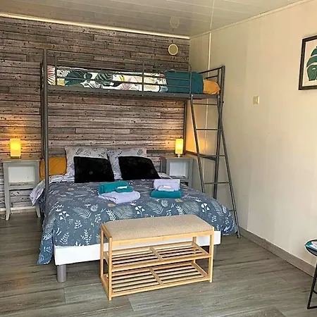 La Basse Monniere Bed & Breakfast Sevremont