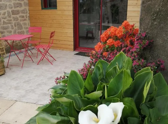 La Basse Monniere 3*